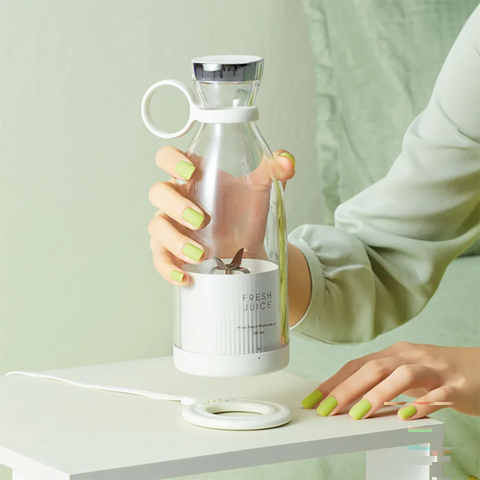 High Quality Portable Fresh Juice Blender Wireless Charging Mini Fresh Juice Cup Electric Mini Mixer Shaker